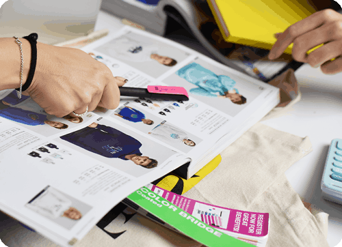 Regalos publicitarios personalizados con logo, ideales para promociones y eventos empresariales, aumentando la visibilidad de tu marca.