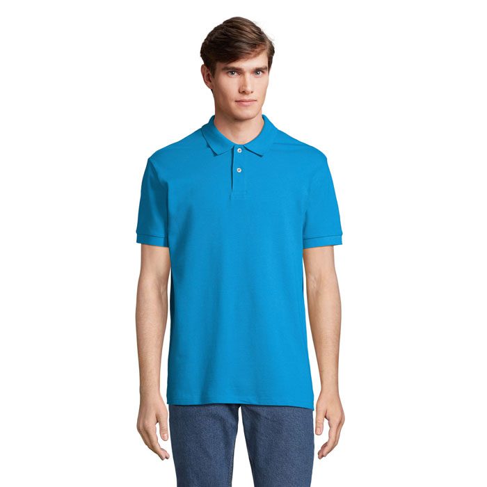 Camisa polo azul personalizada con logo, ideal para regalos publicitarios en eventos, promociones y branding de empresas.